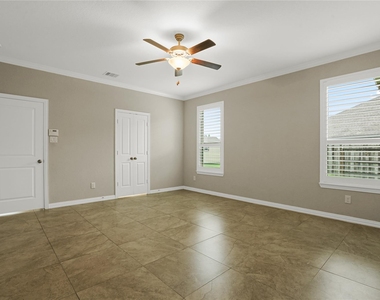 8903 Lost Castle Way - Photo Thumbnail 13