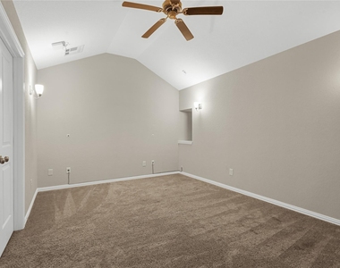 8903 Lost Castle Way - Photo Thumbnail 29