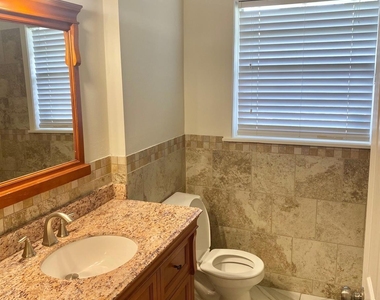 512 Wilmington Drive - Photo Thumbnail 13