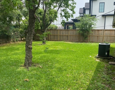 512 Wilmington Drive - Photo Thumbnail 14