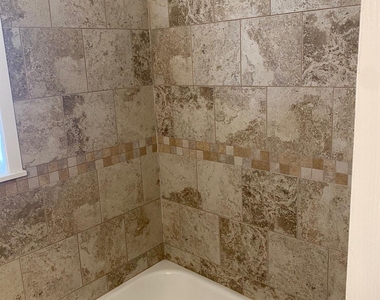 512 Wilmington Drive - Photo Thumbnail 12