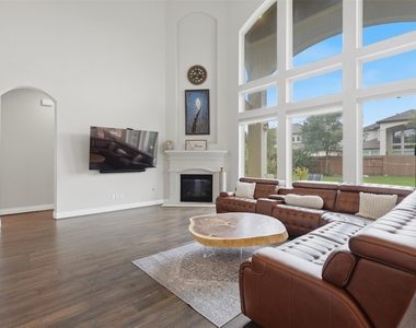 11218 Oudney Court - Photo Thumbnail 9