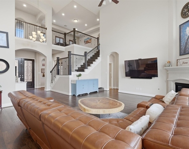 11218 Oudney Court - Photo Thumbnail 8