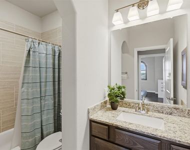 11218 Oudney Court - Photo Thumbnail 39