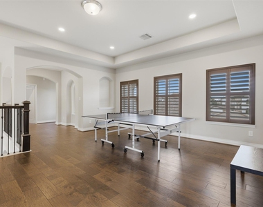 11218 Oudney Court - Photo Thumbnail 30