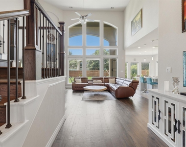11218 Oudney Court - Photo Thumbnail 13