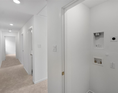 725 Wagtail Drive - Photo Thumbnail 16