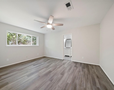 1726 Ashford Hollow Lane - Photo Thumbnail 21
