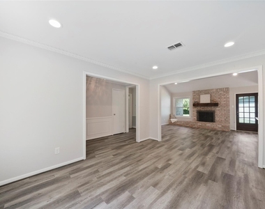 1726 Ashford Hollow Lane - Photo Thumbnail 6