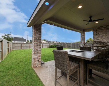 1711 Rustling Creek Drive - Photo Thumbnail 33