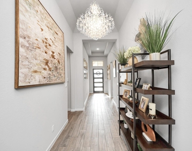 1711 Rustling Creek Drive - Photo Thumbnail 2