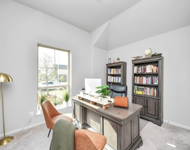 1711 Rustling Creek Drive - Photo Thumbnail 25