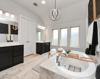 1711 Rustling Creek Drive - Photo Thumbnail 19