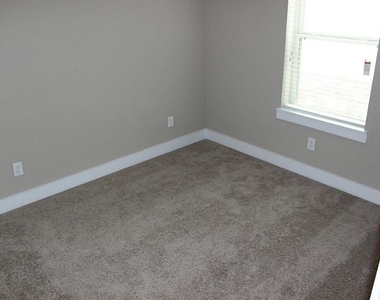 18139 Moonlit River Drive - Photo Thumbnail 12