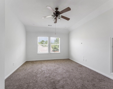 2 Granite Path Place - Photo Thumbnail 21
