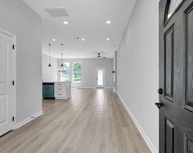 14833 Spica Court - Photo Thumbnail 32