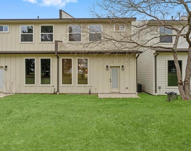 14833 Spica Court - Photo Thumbnail 33