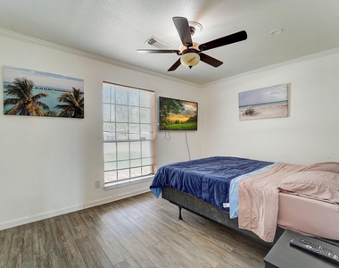 8851 Alcott - Photo Thumbnail 18