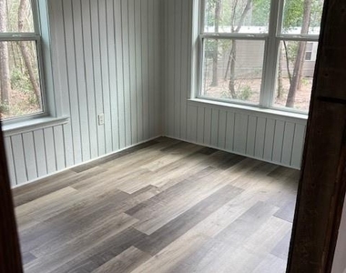 11109 Newton Circle - Photo Thumbnail 9