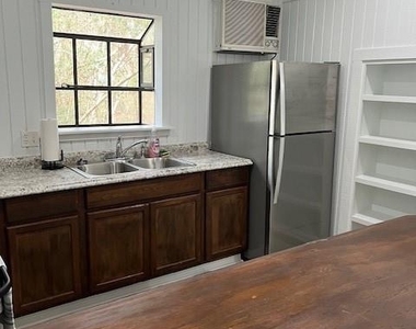 11109 Newton Circle - Photo Thumbnail 14