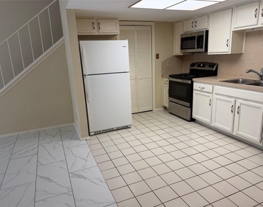 14777 Wunderlich Drive - Photo Thumbnail 33
