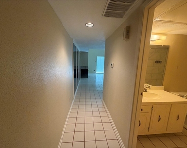 14777 Wunderlich Drive - Photo Thumbnail 38