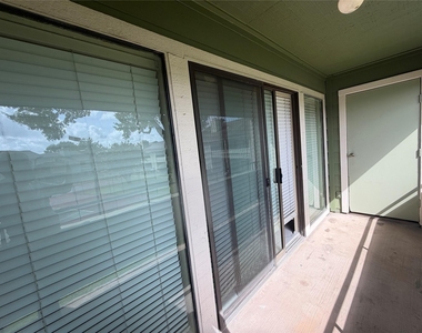 14777 Wunderlich Drive - Photo Thumbnail 18