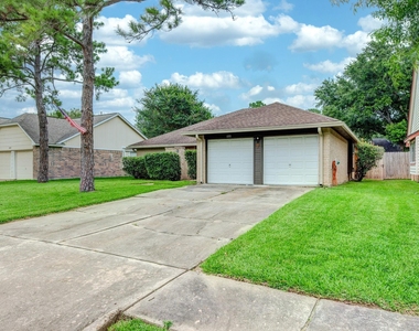 6818 Brockington Drive - Photo Thumbnail 1