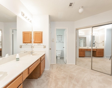 6818 Brockington Drive - Photo Thumbnail 17