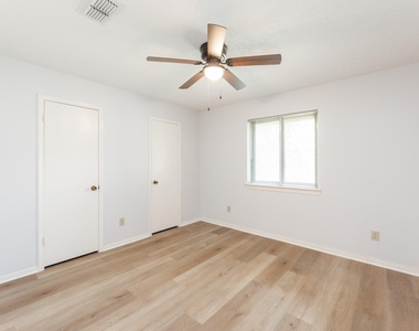 6818 Brockington Drive - Photo Thumbnail 26