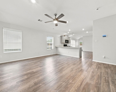 19114 Sangro Drive - Photo Thumbnail 7