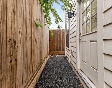 3334 Beverly Forest Drive - Photo Thumbnail 44