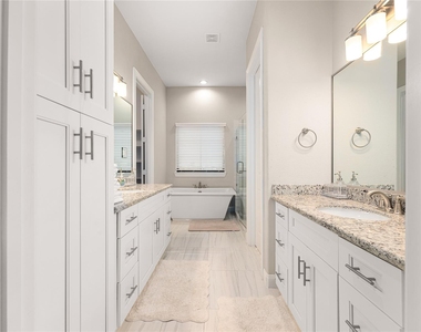 3334 Beverly Forest Drive - Photo Thumbnail 36