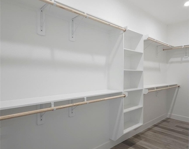 765 Enterprise Street - Photo Thumbnail 16