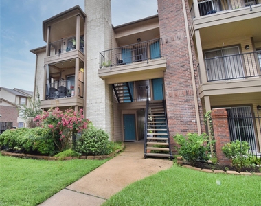 2121 Hepburn Street - Photo Thumbnail 2