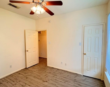 12918 Stratford Mill Lane - Photo Thumbnail 12