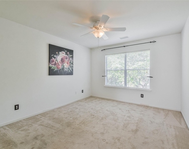 2 Willow Point Place - Photo Thumbnail 21
