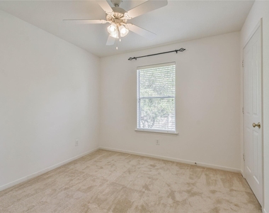 2 Willow Point Place - Photo Thumbnail 28