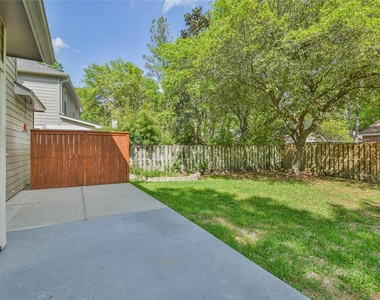 2 Willow Point Place - Photo Thumbnail 35