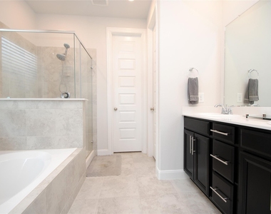 8834 Arch Rock Drive - Photo Thumbnail 21
