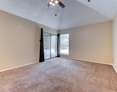 1906 Woodhue Drive - Photo Thumbnail 14