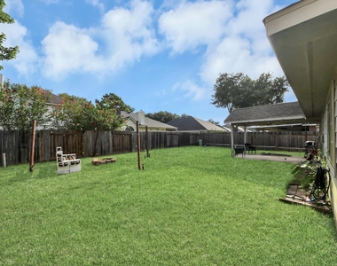 18318 Farriswood Ct - Photo Thumbnail 31