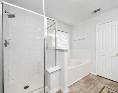 18318 Farriswood Ct - Photo Thumbnail 25