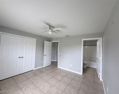 208 Hightower Avenue S - Photo Thumbnail 6