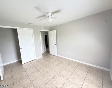208 Hightower Avenue S - Photo Thumbnail 8