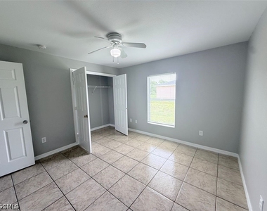 208 Hightower Avenue S - Photo Thumbnail 7