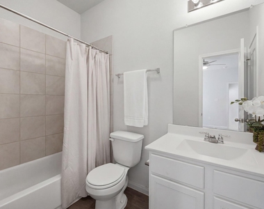961 Harper Lane - Photo Thumbnail 7