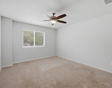 961 Harper Lane - Photo Thumbnail 8