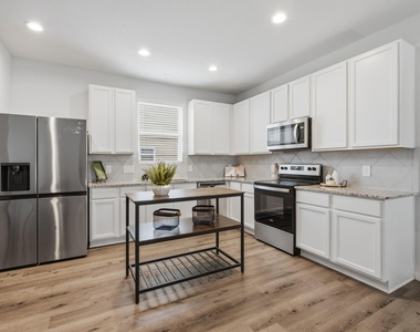 961 Harper Lane - Photo Thumbnail 1