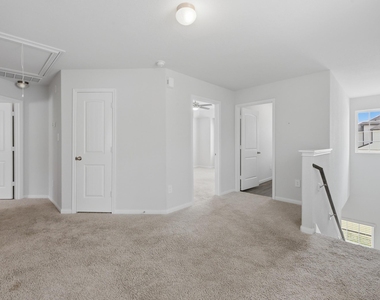 961 Harper Lane - Photo Thumbnail 12